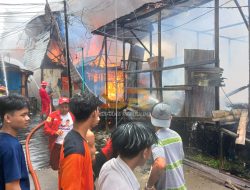 Kebakaran!!! Menghanguskan Pemukiman Padat Penduduk di Pemuda IV Samarinda