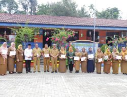 Wakil Wali Kota Samarinda Serahkan Penghargaan Sekolah Sehat