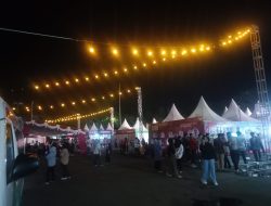 HUT Kaltim ke 67, Gor Kadrie Oening Ramai, Pedagang: Laris dan Berkah untuk Kami