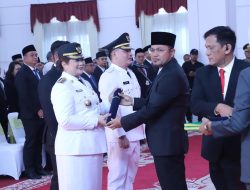 Angela-Suhuk Dilantik Jadi Bupati dan Wakil Bupati Mahulu, Rudy Mas’ud: “Jaga Amanah Rakyat, Jangan Korupsi”