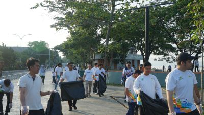 Jumat Berdampak, PLN UP3 Samarinda Wujudkan Kepedulian Lingkungan dan Sosial Lewat Clean Energy Day