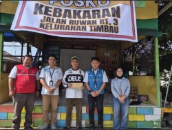 Di Tengah Puing Kebakaran, PLN Hadir Menguatkan Warga Tenggarong